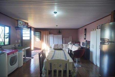 Casa à venda com 180m², 3 quartos e 2 vagasCozinha