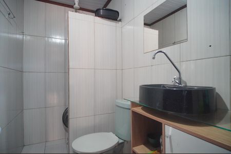 Casa à venda com 180m², 3 quartos e 2 vagasBanheiro 2