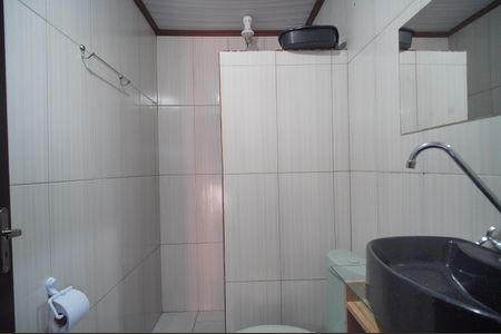 Casa à venda com 180m², 3 quartos e 2 vagasBanheiro 2