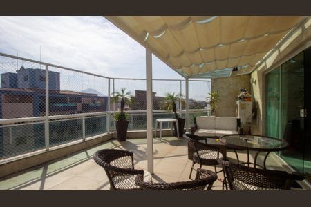 Apartamento à venda com 355m², 3 quartos e 2 vagasVaranda