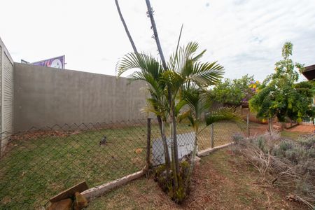 Casa à venda com 420m², 3 quartos e 10 vagas Casa à venda com 420m², 3 quartos e 10 vagasÁrea Externa