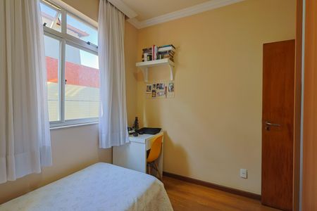 Apartamento à venda com 230m², 3 quartos e 2 vagas Apartamento à venda com 230m², 3 quartos e 2 vagasQuarto 1