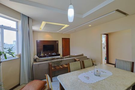 Apartamento à venda com 230m², 3 quartos e 2 vagas Apartamento à venda com 230m², 3 quartos e 2 vagasSala