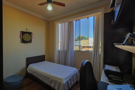 Apartamento à venda com 230m², 3 quartos e 2 vagas Apartamento à venda com 230m², 3 quartos e 2 vagasQuarto 2