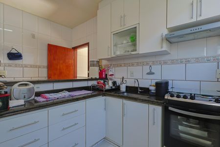 Apartamento à venda com 230m², 3 quartos e 2 vagas Apartamento à venda com 230m², 3 quartos e 2 vagasCozinha