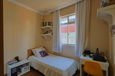 Apartamento à venda com 230m², 3 quartos e 2 vagas Apartamento à venda com 230m², 3 quartos e 2 vagasQuarto 1