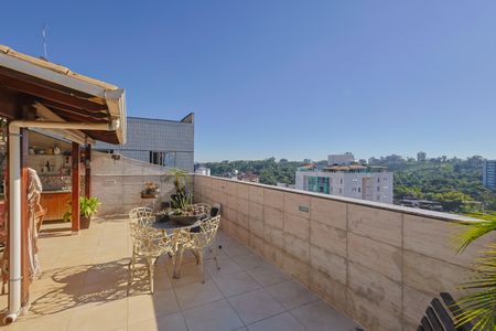 Apartamento à venda com 230m², 3 quartos e 2 vagas Apartamento à venda com 230m², 3 quartos e 2 vagasÁrea externa