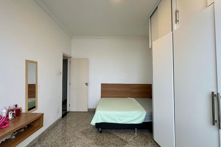 Apartamento à venda com 112m², 3 quartos e 1 vagaQuarto 02