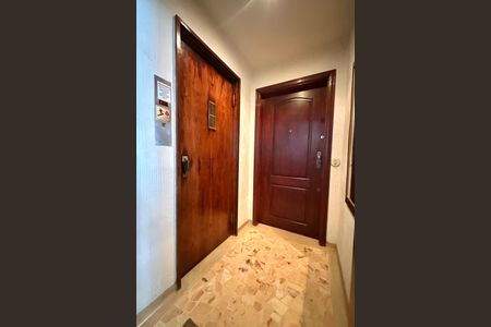 Apartamento à venda com 152m², 3 quartos e sem vagaEntrada