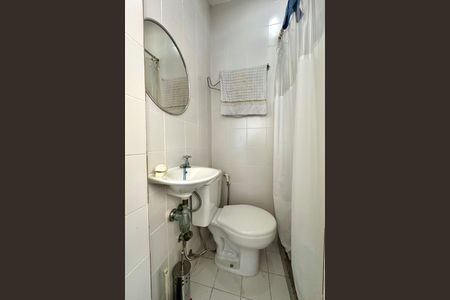 Apartamento à venda com 152m², 3 quartos e sem vagaBanheiro de Serviço