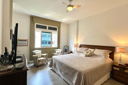 Apartamento à venda com 152m², 3 quartos e sem vagaSuíte