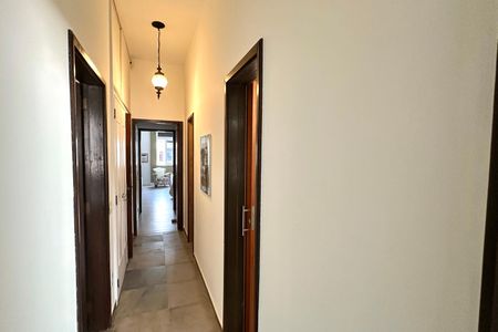 Apartamento à venda com 152m², 3 quartos e sem vagaCorredor