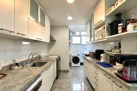 Apartamento à venda com 152m², 3 quartos e sem vagaCozinha