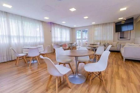 Apartamento à venda com 65m², 2 quartos e 1 vaga