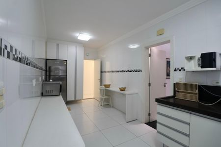 Apartamento para alugar com 200m², 5 quartos e 2 vagasCozinha