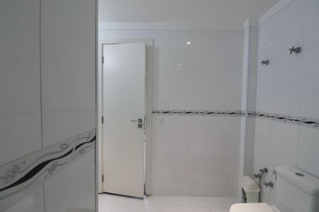 Apartamento para alugar com 200m², 5 quartos e 2 vagasBanheiro Suíte 3