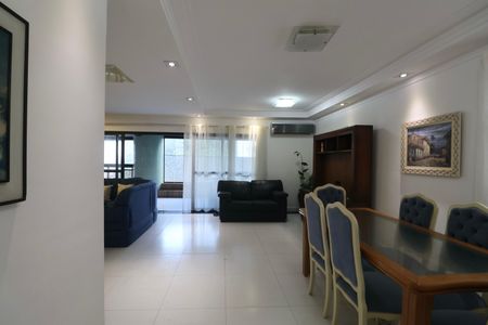 Apartamento para alugar com 200m², 5 quartos e 2 vagasSala