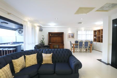 Apartamento para alugar com 200m², 5 quartos e 2 vagasSala