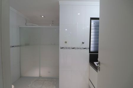 Apartamento para alugar com 200m², 5 quartos e 2 vagasBanheiro Suíte 3