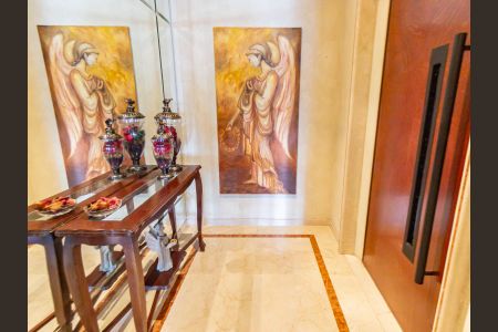 Apartamento à venda com 375m², 4 quartos e 5 vagasHall Privativo