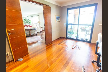 Apartamento à venda com 375m², 4 quartos e 5 vagasEscritório