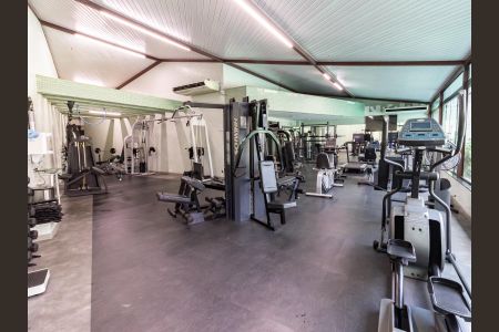 Apartamento à venda com 375m², 4 quartos e 5 vagasÁrea comum - Academia