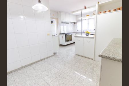 Apartamento à venda com 375m², 4 quartos e 5 vagasCozinha