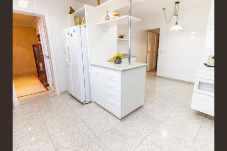 Apartamento à venda com 375m², 4 quartos e 5 vagasCozinha