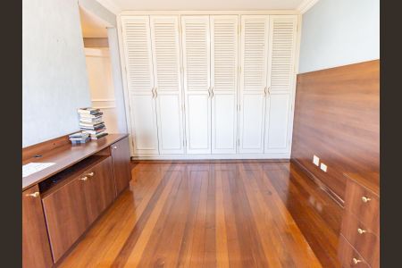 Apartamento à venda com 375m², 4 quartos e 5 vagasSuíte 4