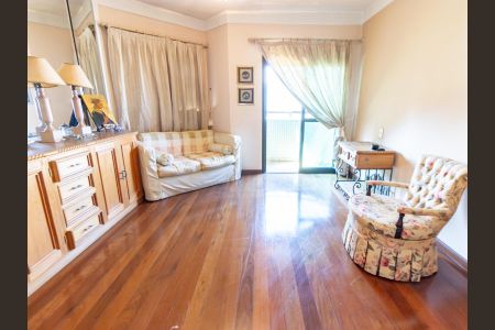 Apartamento à venda com 375m², 4 quartos e 5 vagasSuíte 1