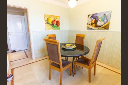 Apartamento à venda com 375m², 4 quartos e 5 vagasCopa