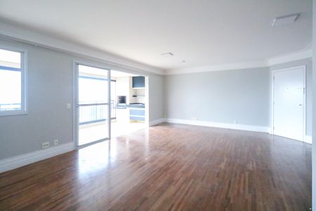 Apartamento à venda com 170m², 3 quartos e 2 vagas Apartamento à venda com 170m², 3 quartos e 2 vagasSala