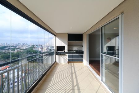 Apartamento à venda com 170m², 3 quartos e 2 vagas Apartamento à venda com 170m², 3 quartos e 2 vagasVaranda Gourmet