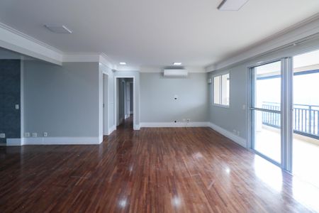 Apartamento à venda com 170m², 3 quartos e 2 vagas Apartamento à venda com 170m², 3 quartos e 2 vagasSala