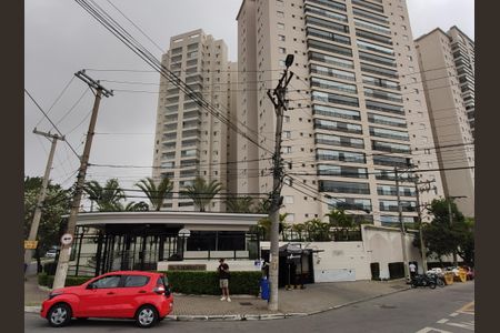 Apartamento à venda com 170m², 3 quartos e 2 vagas Apartamento à venda com 170m², 3 quartos e 2 vagasFachada
