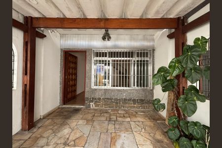 Casa para alugar com 110m², 2 quartos e 1 vaga Casa para alugar com 110m², 2 quartos e 1 vagaGaragem