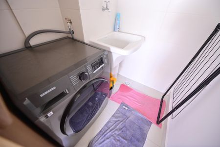 Apartamento para alugar com 70m², 3 quartos e 1 vagaÁrea de Serviço