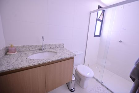 Apartamento para alugar com 70m², 3 quartos e 1 vagaBanheiro