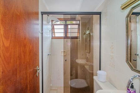 Casa à venda com 340m², 3 quartos e 2 vagasBanheiro de Serviço