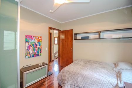 Casa à venda com 340m², 3 quartos e 2 vagasQuarto 2