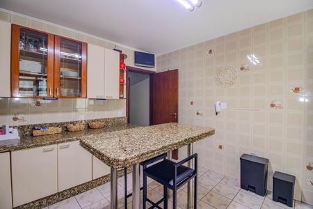 Casa à venda com 340m², 3 quartos e 2 vagasCozinha