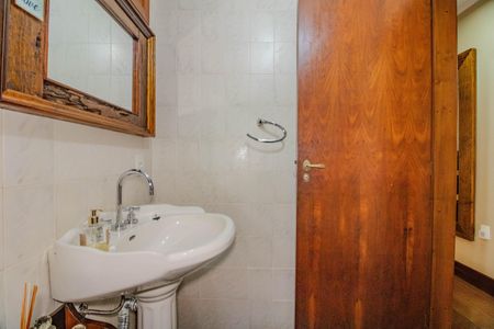 Casa à venda com 340m², 3 quartos e 2 vagasBanheiro Social 2