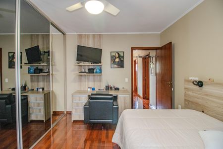 Casa à venda com 340m², 3 quartos e 2 vagasQuarto 3