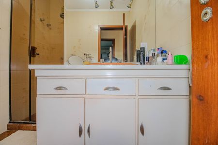 Casa à venda com 340m², 3 quartos e 2 vagasBanheiro Social