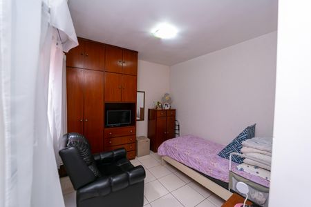 Casa à venda com 75m², 2 quartos e 2 vagasQuarto 2