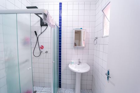 Casa à venda com 75m², 2 quartos e 2 vagasBanheiro do Quarto 2