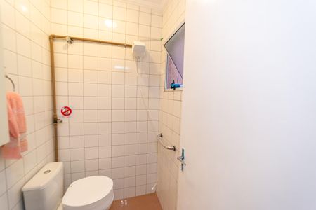 Casa à venda com 75m², 2 quartos e 2 vagasBanheiro Social