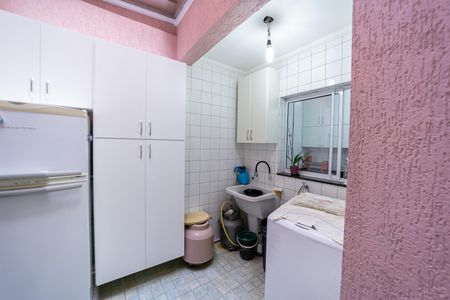 Casa à venda com 75m², 2 quartos e 2 vagasCozinha