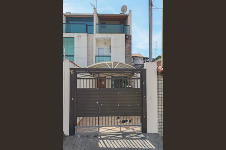 Casa à venda com 120m², 3 quartos e 2 vagasFachada