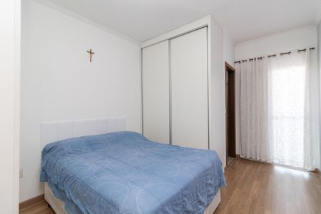 Casa à venda com 120m², 3 quartos e 2 vagasSuíte 2